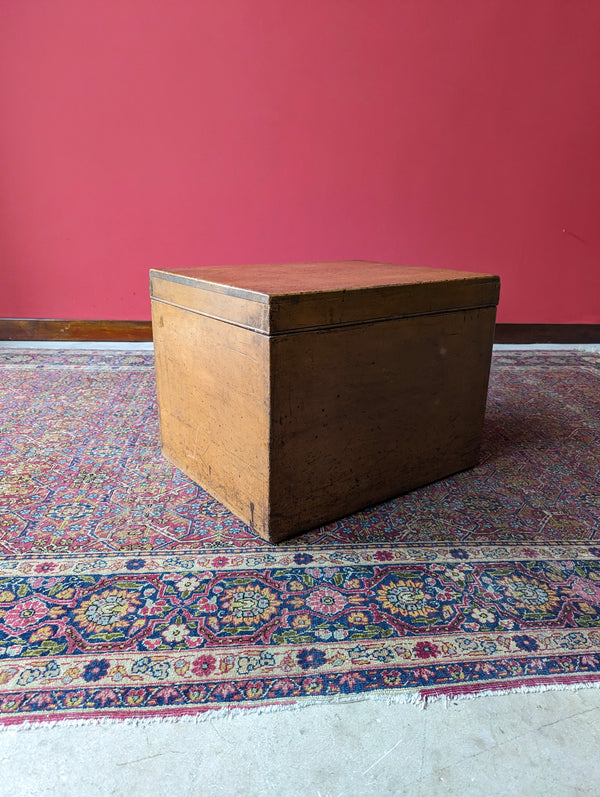 Antique Early 20th Century Hinged Lid Pine Storage Box