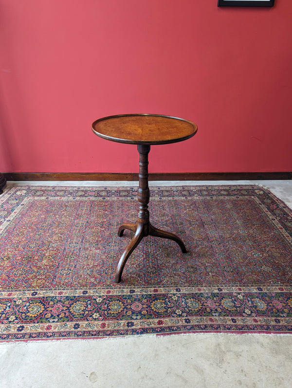 Antique 19th Century Mahogany Tilt Top Spider Leg Wine Table / Occasional Table