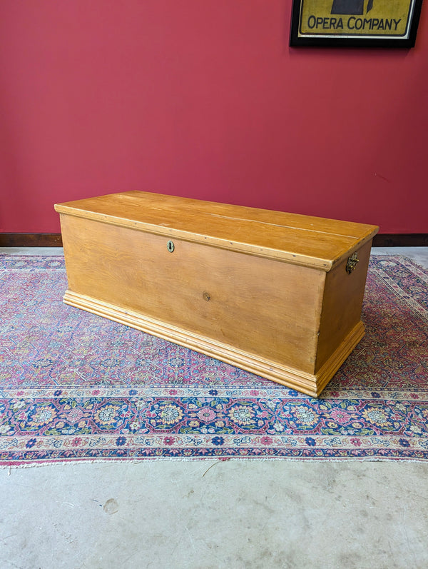 Antique Victorian Pine Blanket Box / Chest