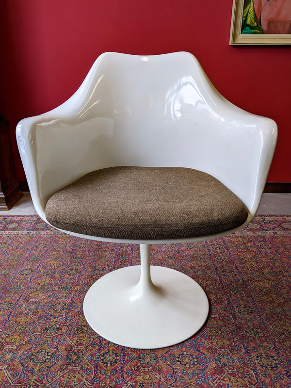 Pair of Vintage Mid Century Tulip Armchairs by Eero Saarinen