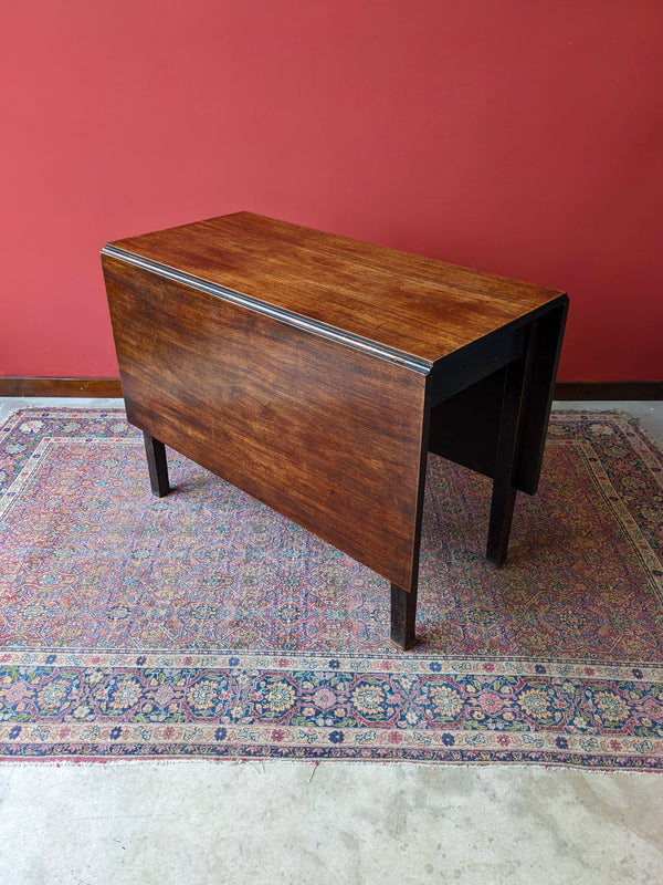 Georgian Antique Mahogany Gateleg Leg Drop Leaf Breakfast Dining Table