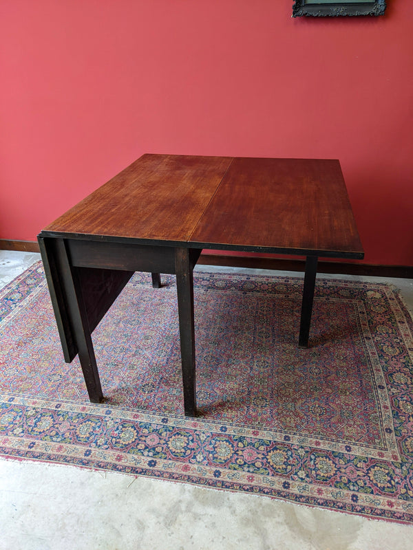 Georgian Antique Mahogany Gateleg Leg Drop Leaf Breakfast Dining Table