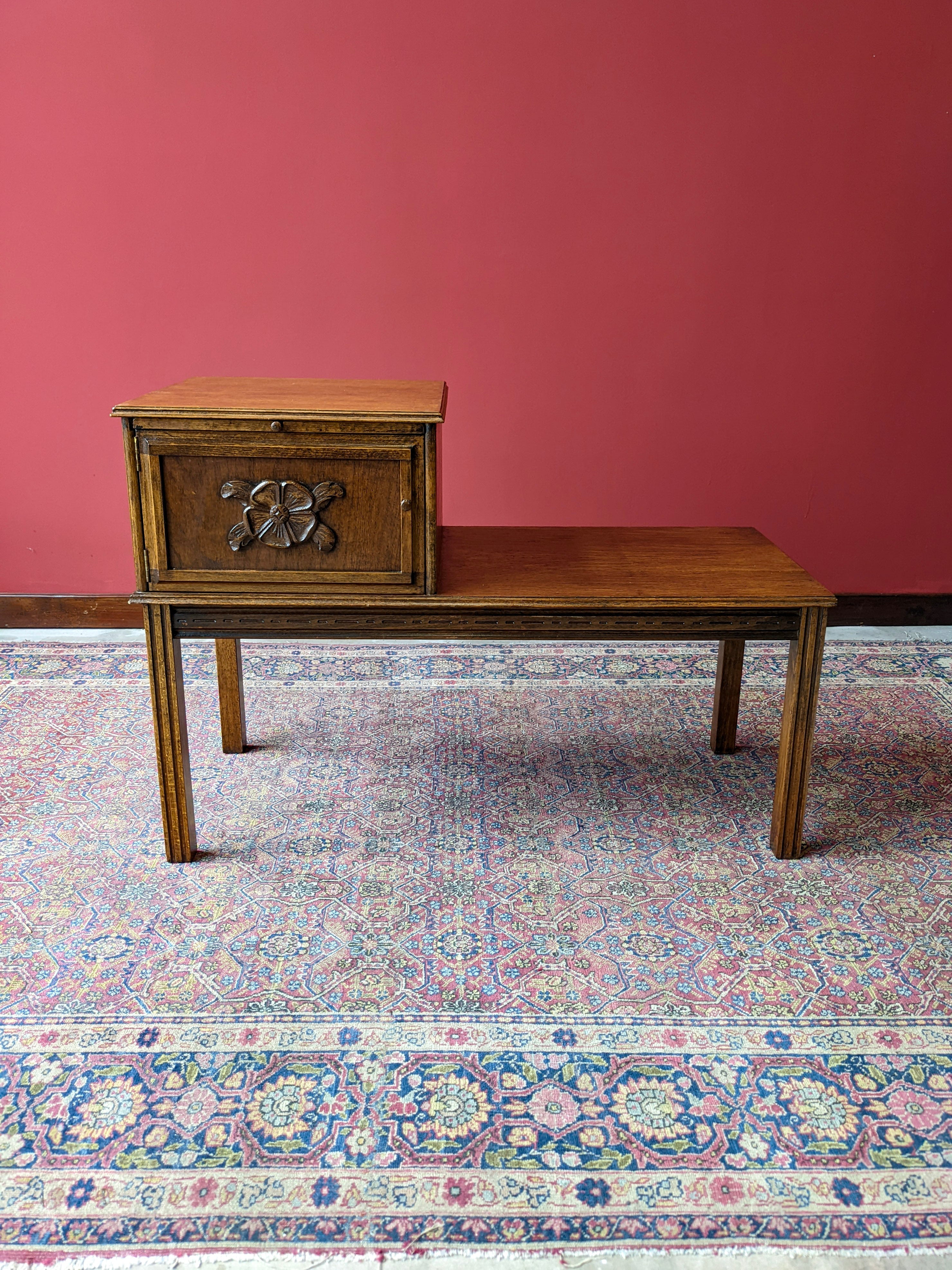 イギリスビンテージ　CHiPPY TELEPHONE SEATS Vintage Mid Century Chippy Heath Telephone Seat – Mustard