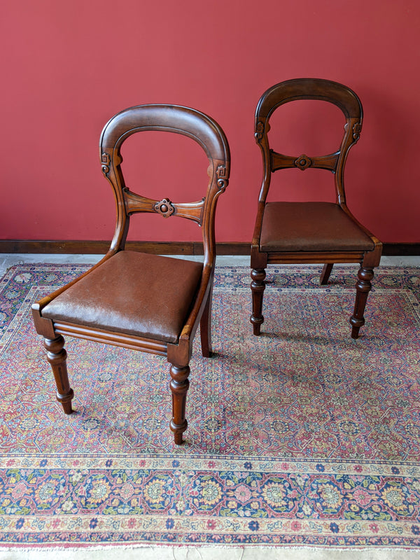 Pair of Victorian Mahogany Hall Chairs / Side Chairs