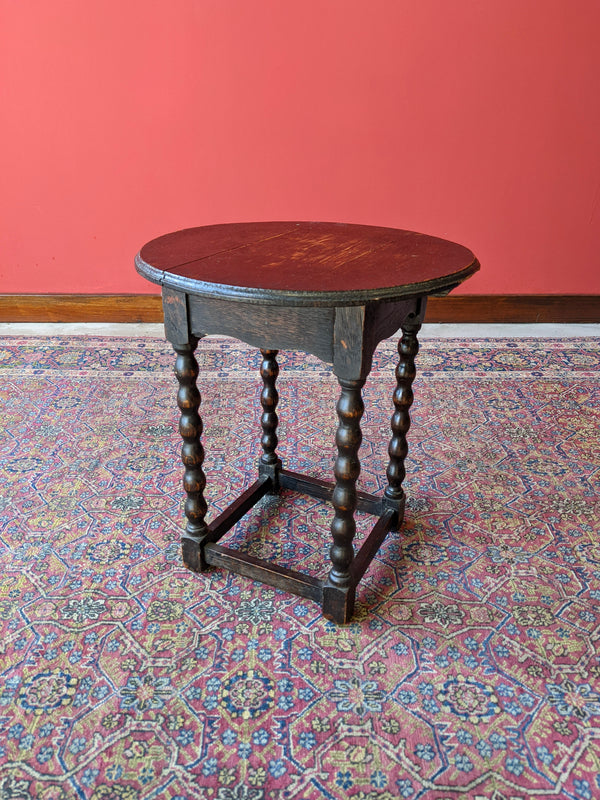 Small Antique Circular Top Bobbin Leg Table