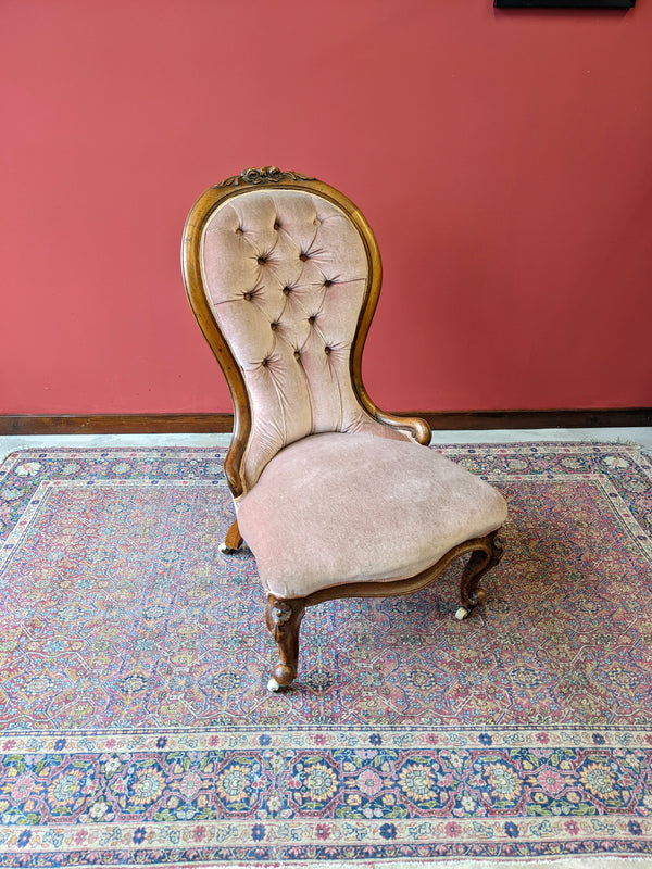 Antique Victorian Walnut Spoon Back Bedroom Chair