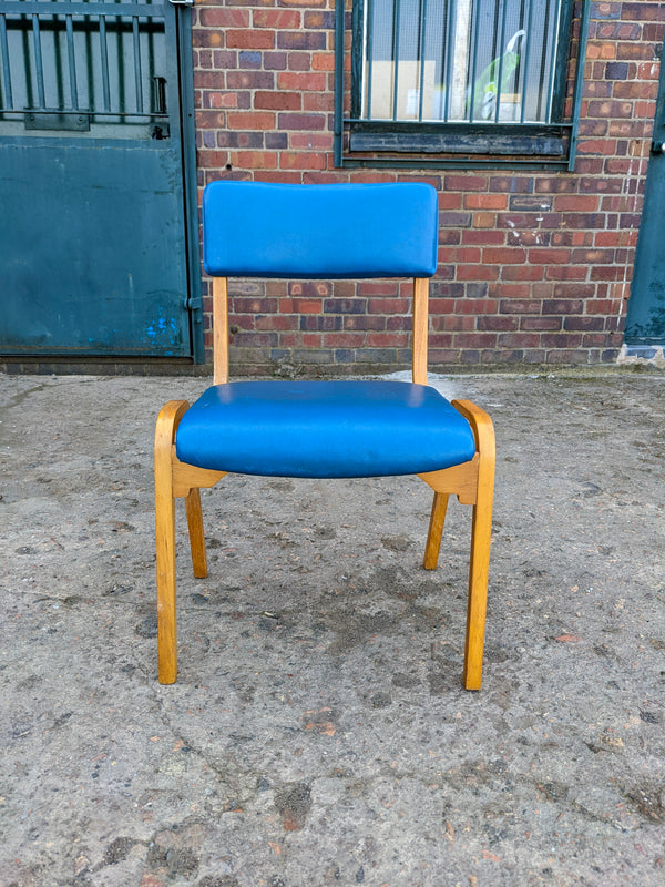 Set of 8 Mid Century Bible Back Chapel Chairs / Dining Chairs