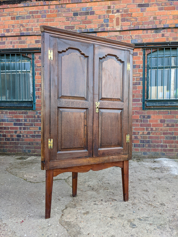 Antique Georgian Oak Corner Cupboard & Stand