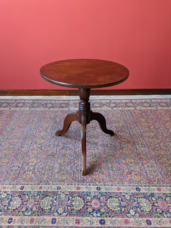 Small Early Victorian Mahogany Antique Tilt Top Side Table / Occasional Table