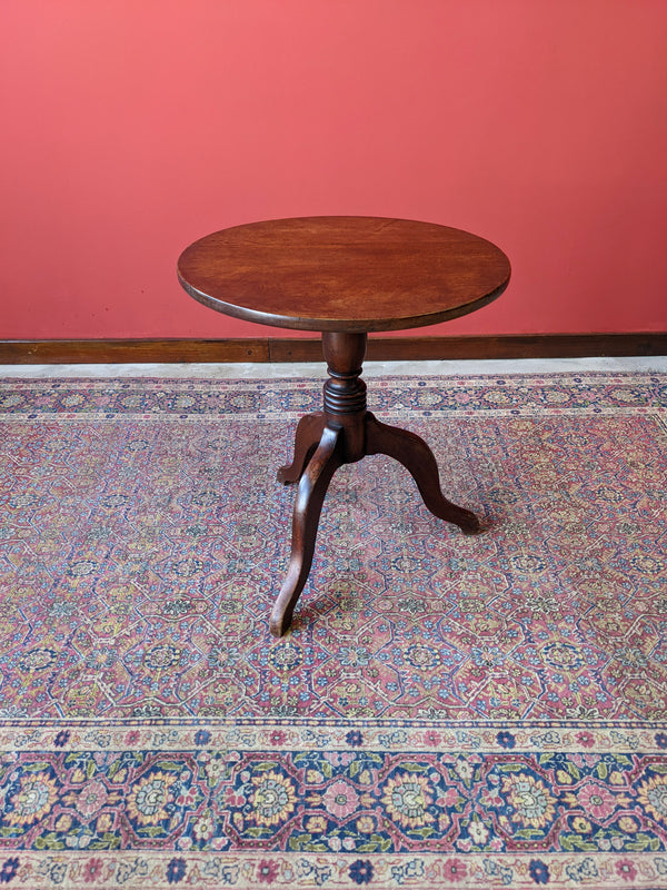 Small Early Victorian Mahogany Antique Tilt Top Side Table / Occasional Table