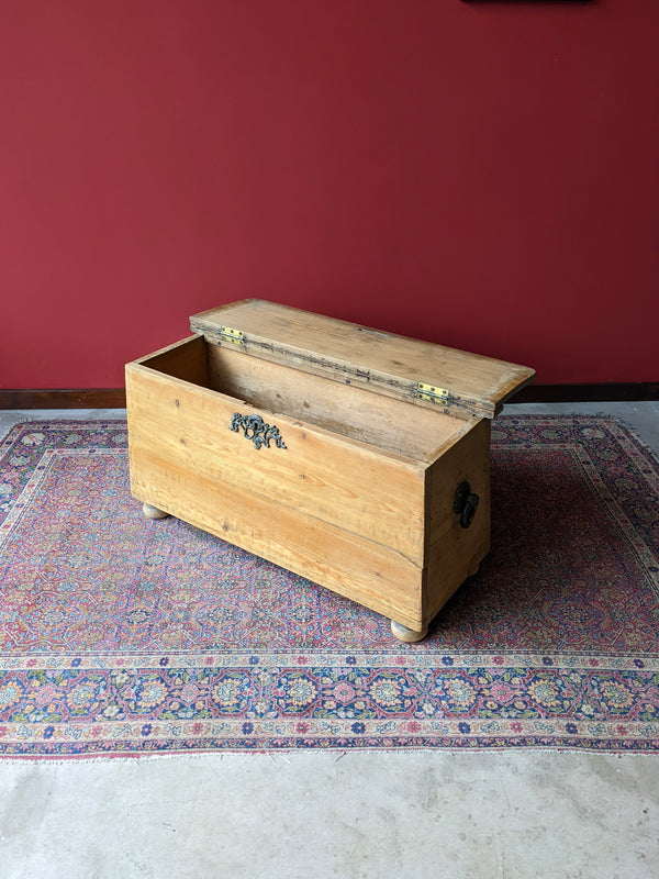 Antique Mid 19th Century Pine Blanket Box