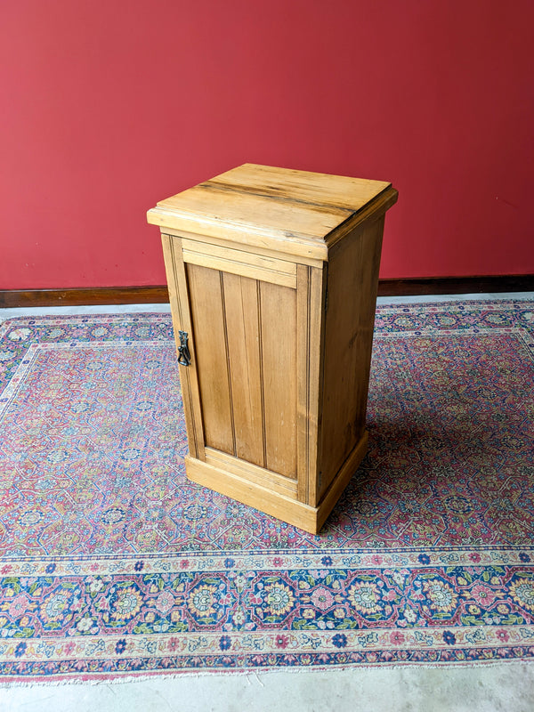 Antique 19th Century Satinwood Pot Cupboard / Bedside Cabinet