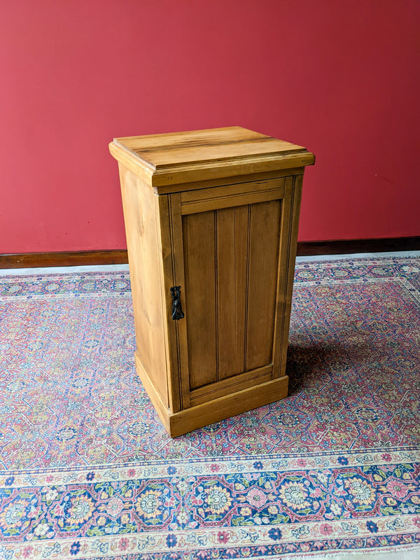 Antique 19th Century Satinwood Pot Cupboard / Bedside Cabinet