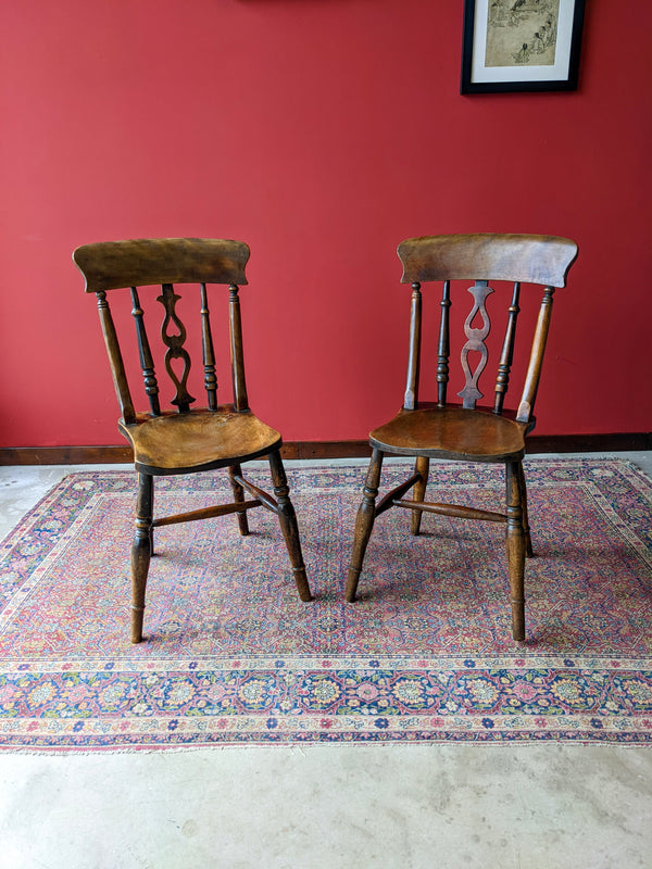 Pair of 19th Century Elm Farmhouse Windsor Chairs