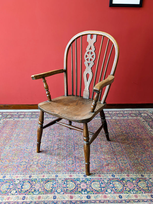 Antique Elm Hoop Back Windsor Chair