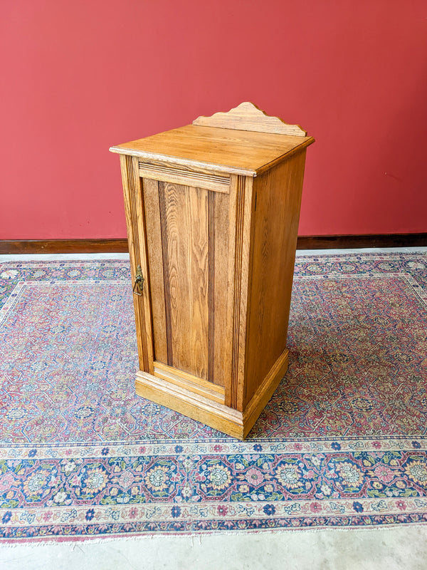 Antique 19th Century Pine Pot Cupboard / Bedside Cabinet