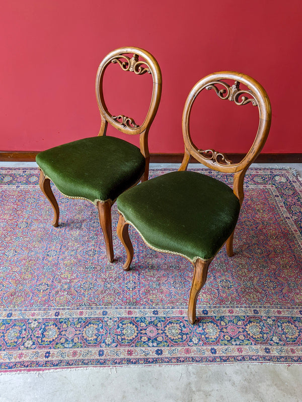 Pair of Antique 19th Century Walnut Parlour Chairs / Side Chairs