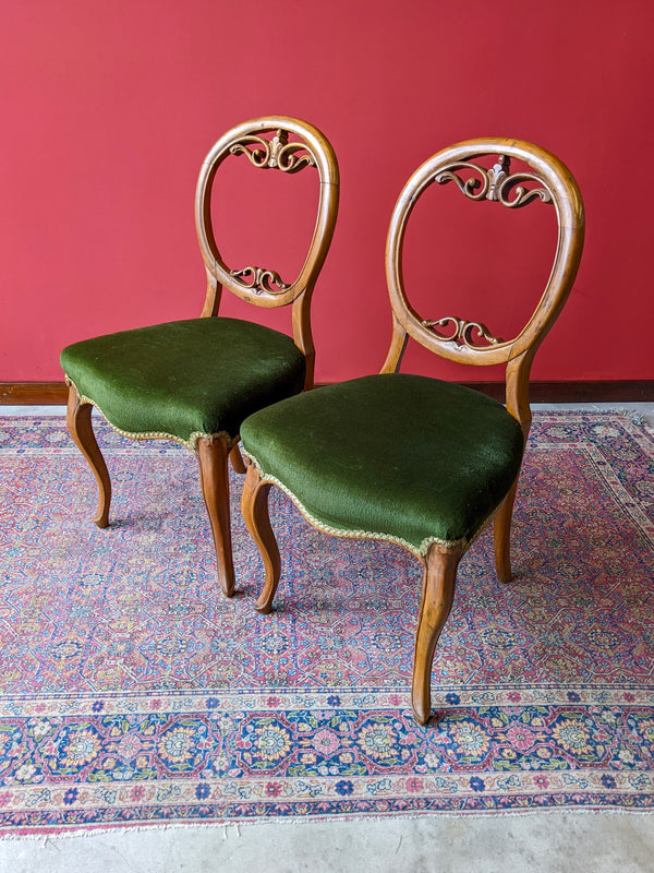 Pair of Antique 19th Century Walnut Parlour Chairs / Side Chairs