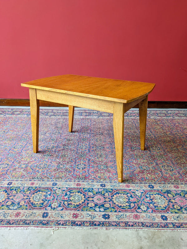 Mid Century Modern Oak Side Table / Coffee Table