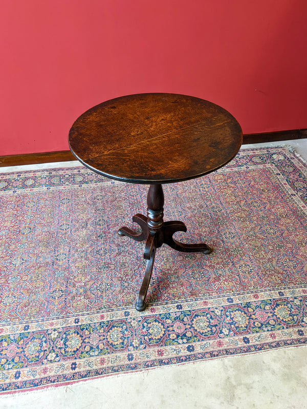 Antique Georgian Tilt Top Circular Mahogany Table