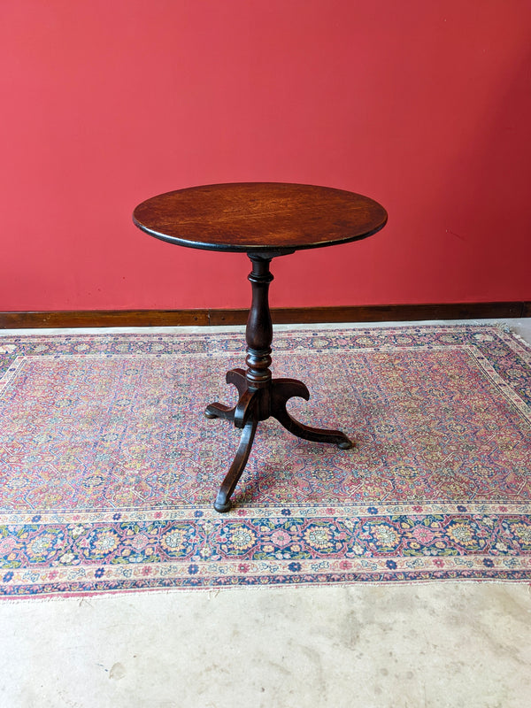 Antique Georgian Tilt Top Circular Mahogany Table