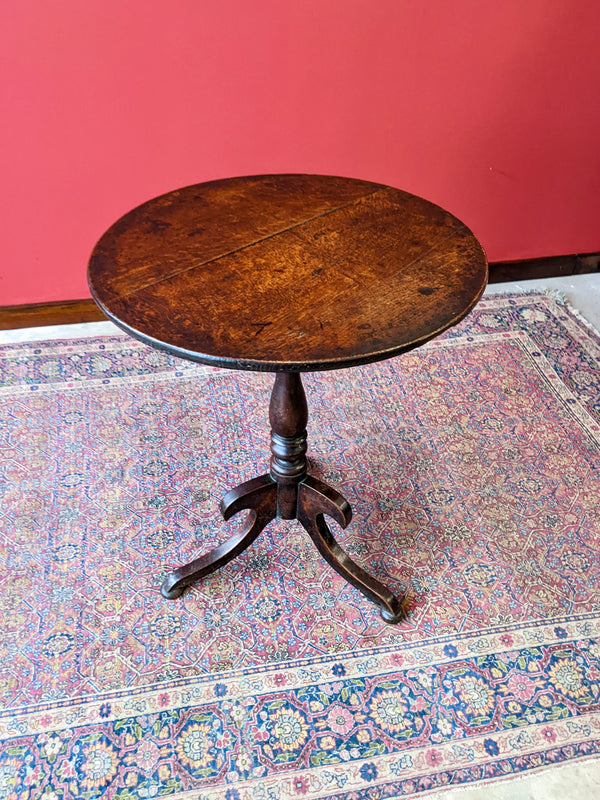 Antique Georgian Tilt Top Circular Mahogany Table