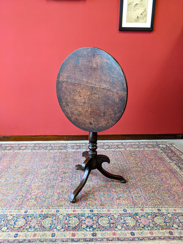 Antique Georgian Tilt Top Circular Mahogany Table