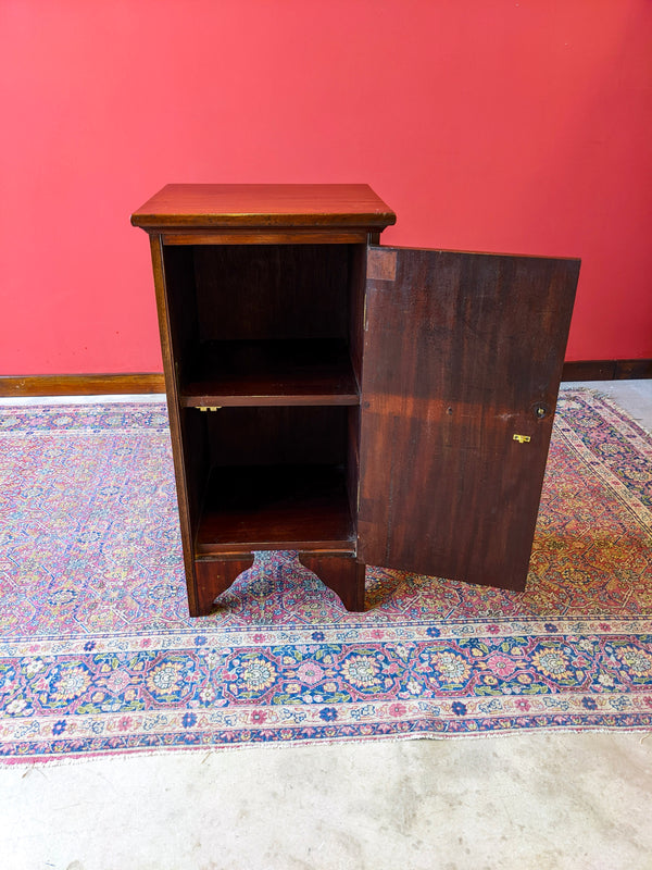 Antique Edwardian Mahogany Pot Cupboard / Bedside Cabinet