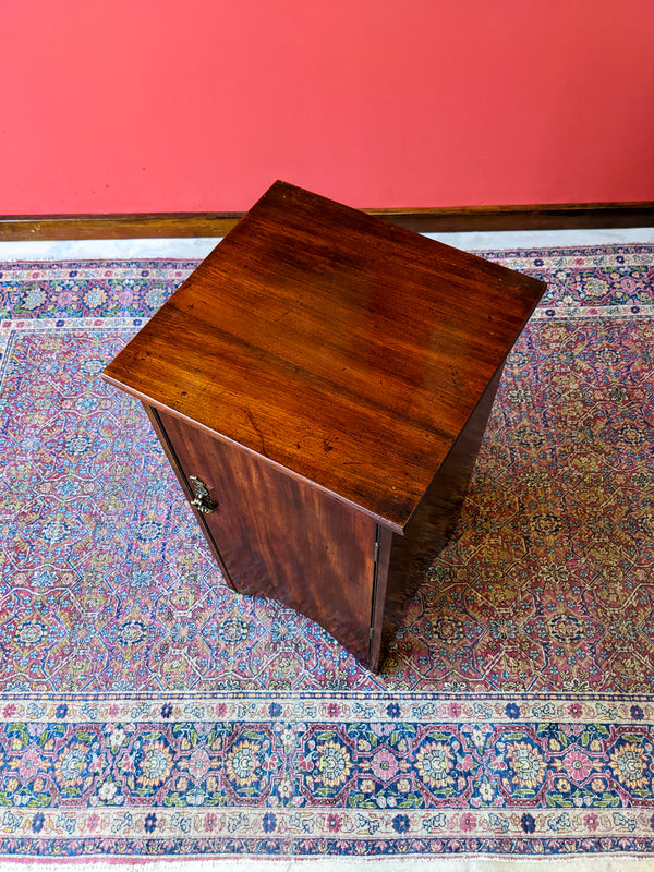 Antique Edwardian Mahogany Pot Cupboard / Bedside Cabinet