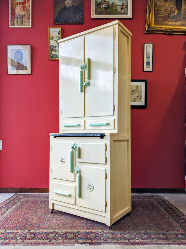 Vintage Mid Century Kitchen Larder / Pantry