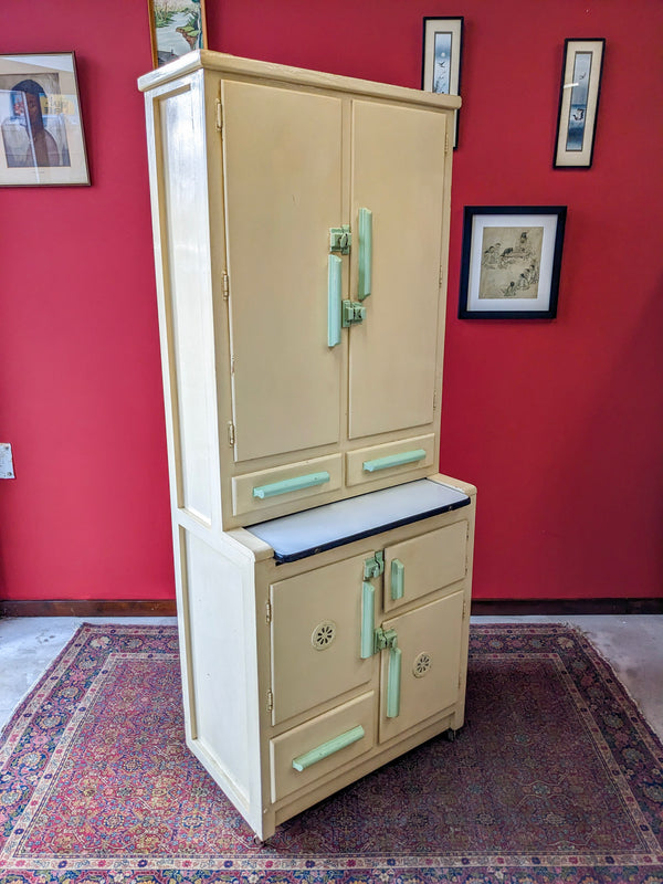 Vintage Mid Century Kitchen Larder / Pantry