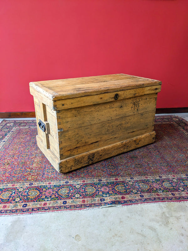 Large Antique Victorian Pine Chest / Trunk / Blanket Box / Coffer