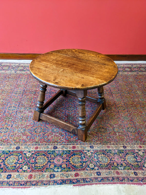 Antique Oak Small Side Table / Coffee Table