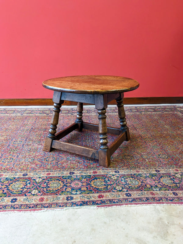 Antique Oak Small Side Table / Coffee Table