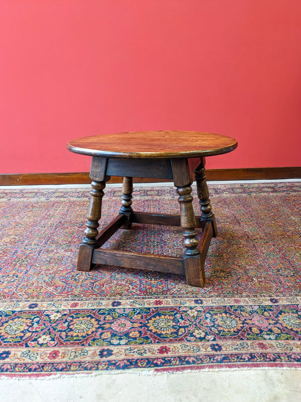 Antique Oak Small Side Table / Coffee Table