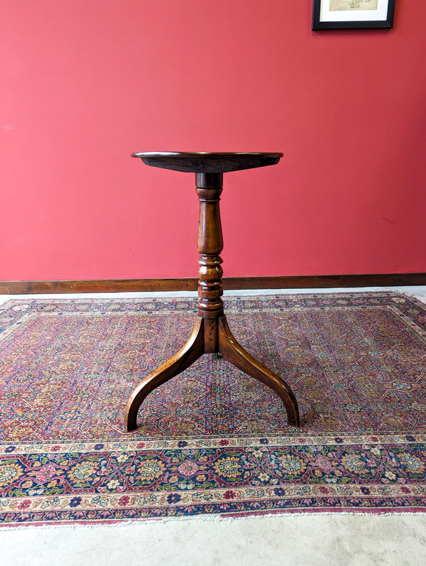 Antique Victorian Mahogany Spider Leg Wine Table / Lamp Table /Occasional Table